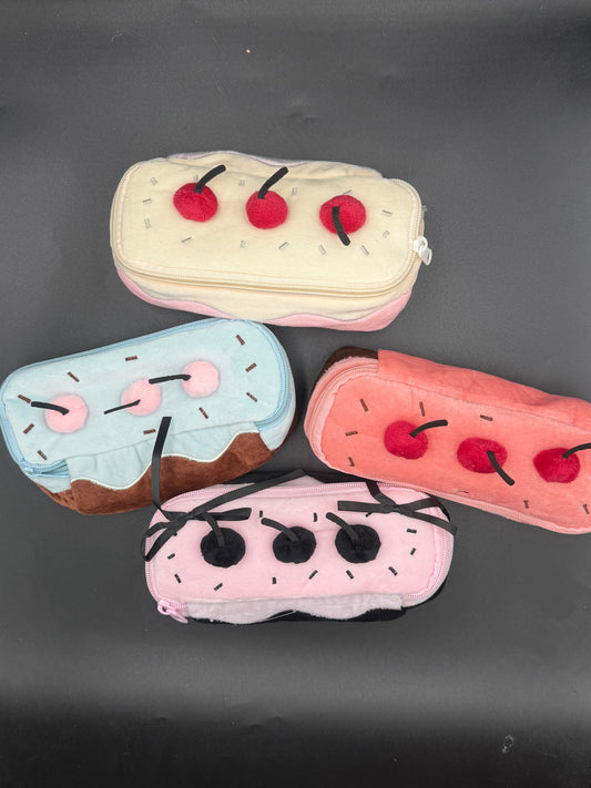 🍰 Cute Cake Pencil Case